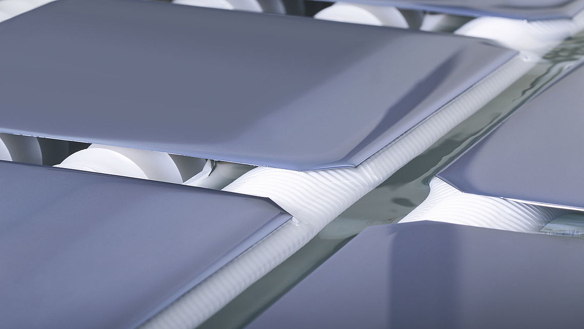 single side etching in an inline type process single side etching in an inline type process