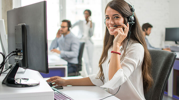 RENA service employee