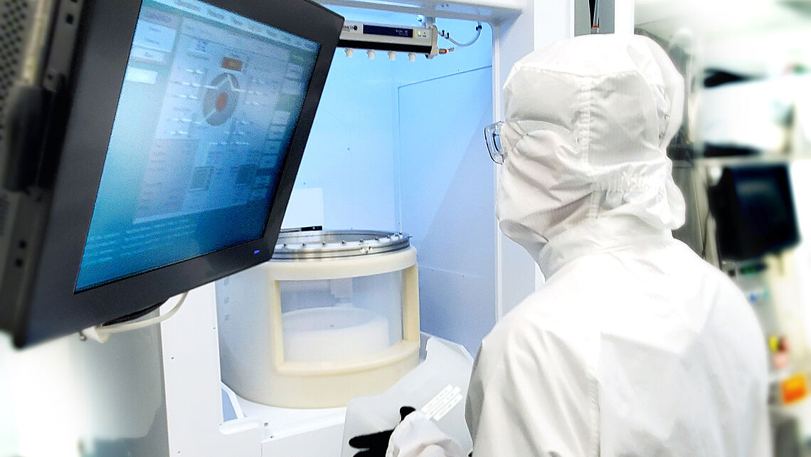 Novel etching methods for new semiconductor materials Novel etching methods for new semiconductor materials