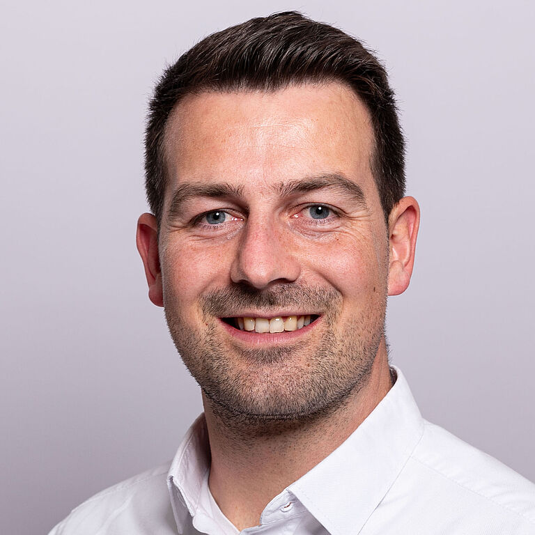 Lars Dorer Service Sales