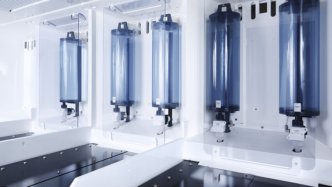 solarmachine interior different containers