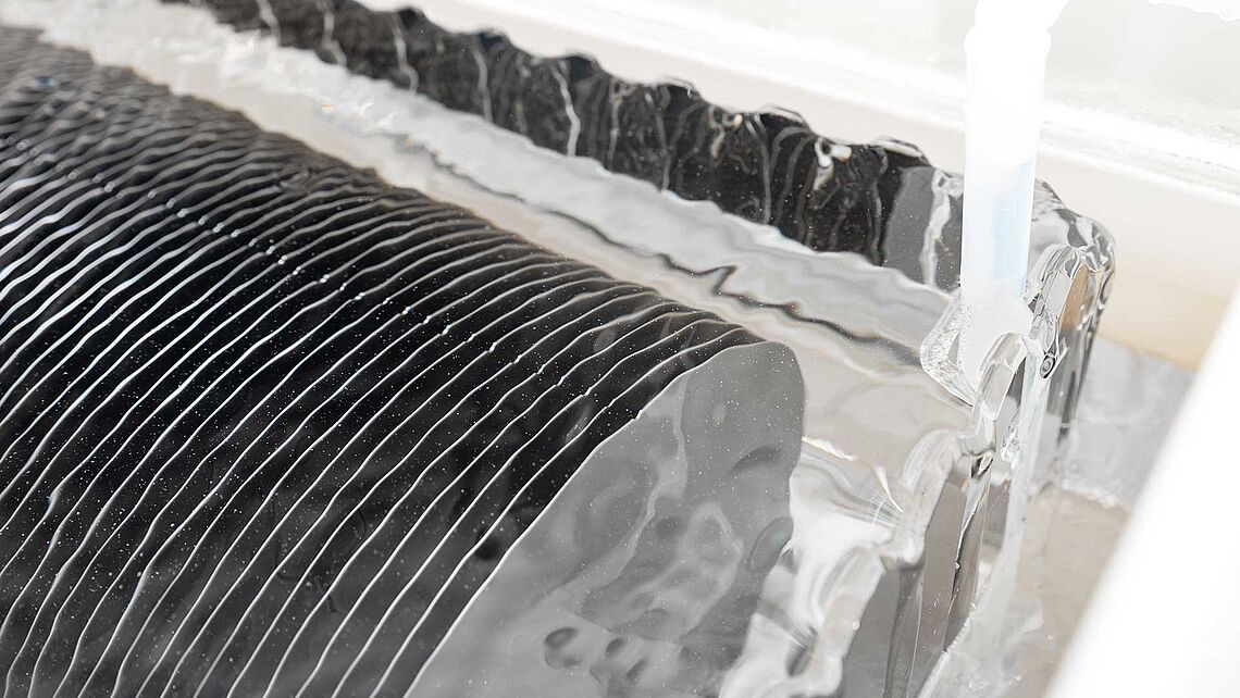 Handling Semiconductor Wafer